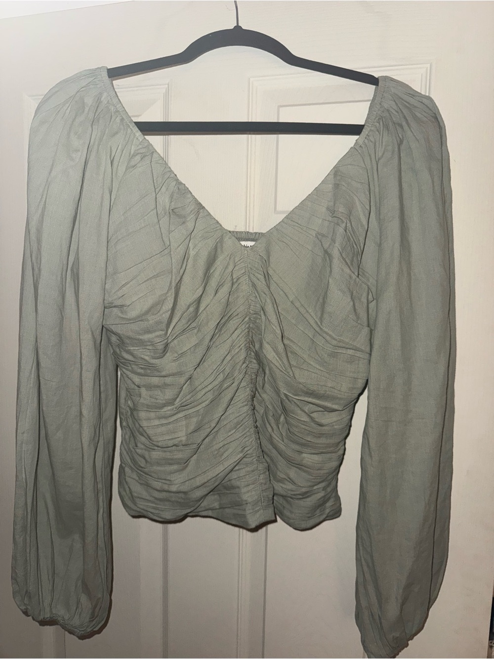 Abercrombie & Fitch Sage Gathered V-Neck Blouse